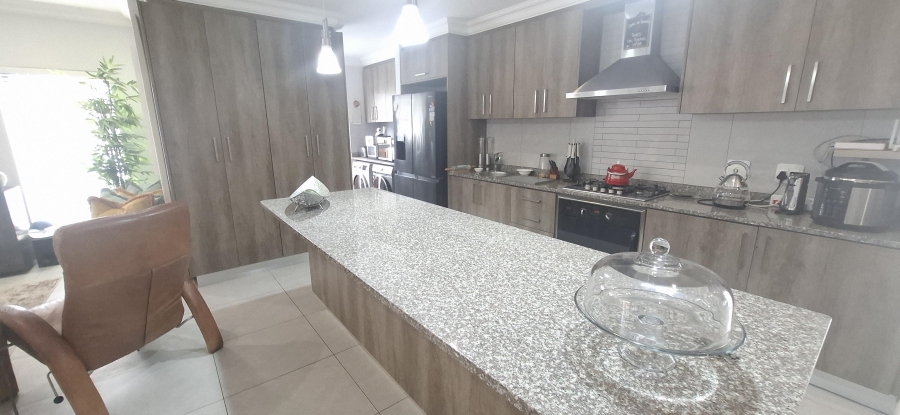 To Let 3 Bedroom Property for Rent in Sonkring Western Cape